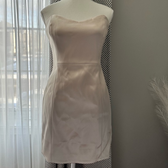 Aritzia Babaton Satin Mini Dress (NEW) - Champagne - Picture 2 of 7